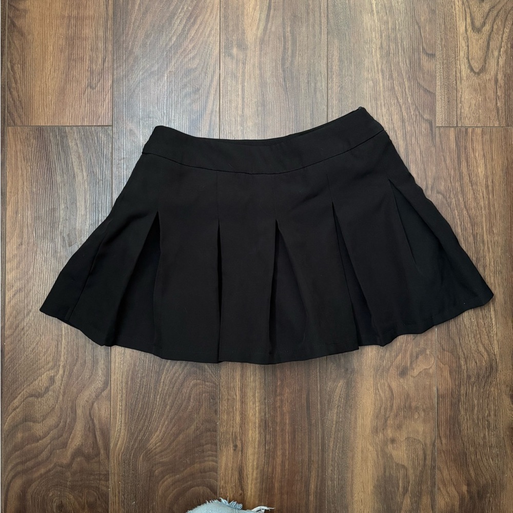 Pleated Black Mini Skirt